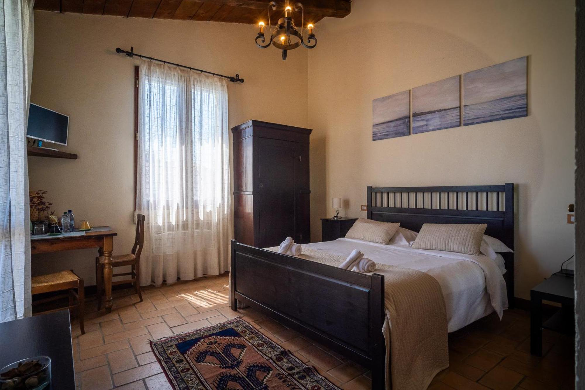 Il Castellaro Bed & Breakfast Borghi Bagian luar foto