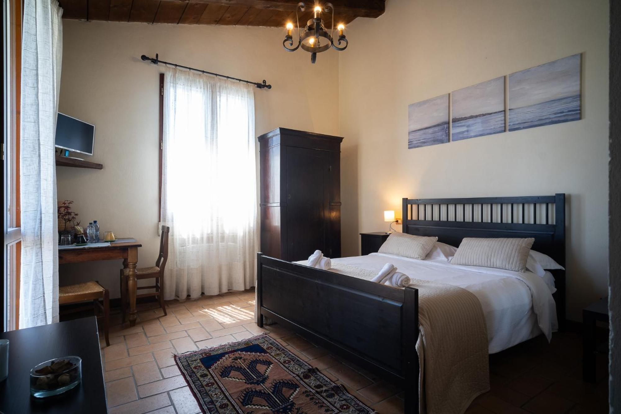 Il Castellaro Bed & Breakfast Borghi Bagian luar foto