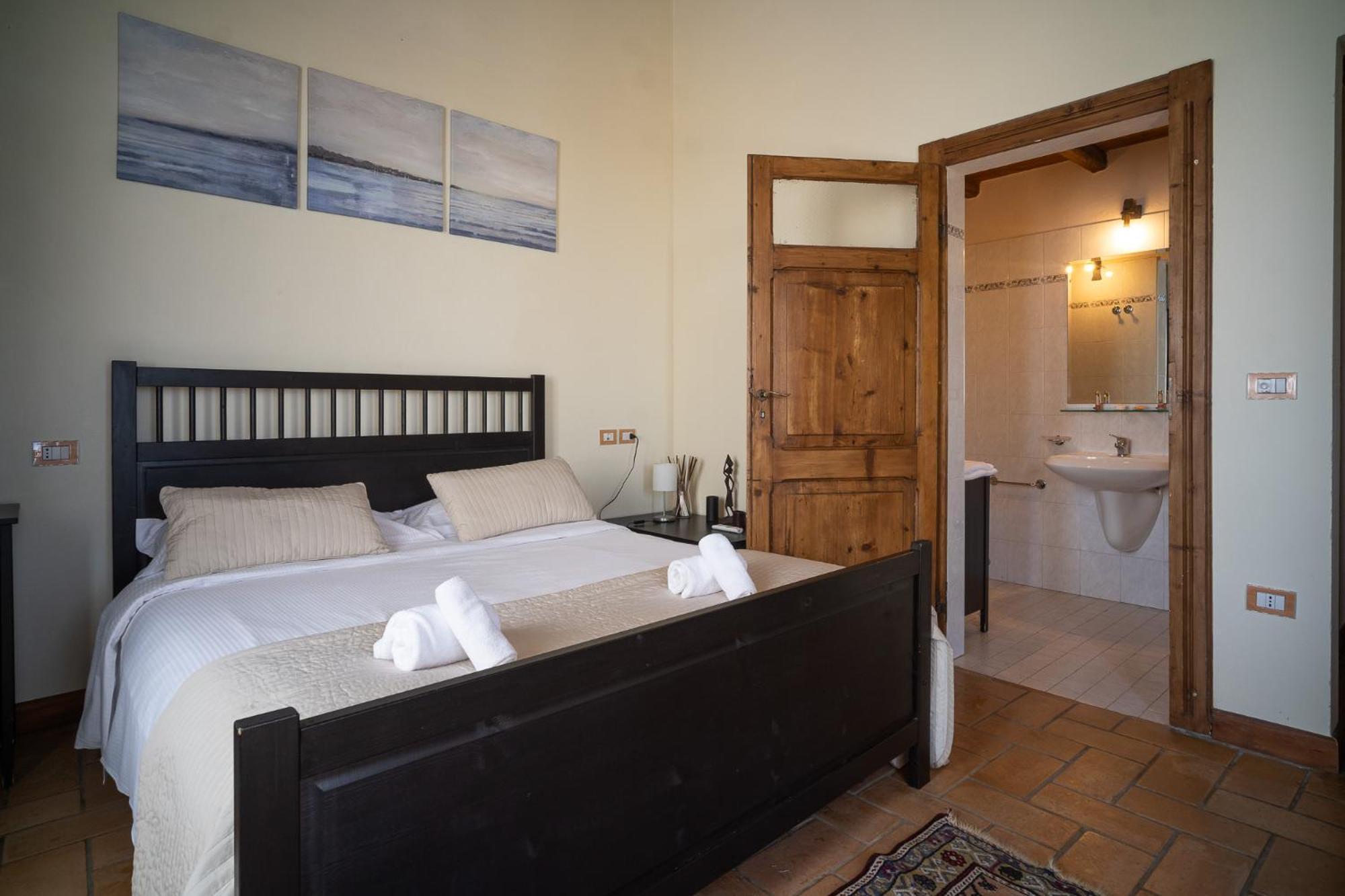 Il Castellaro Bed & Breakfast Borghi Bagian luar foto